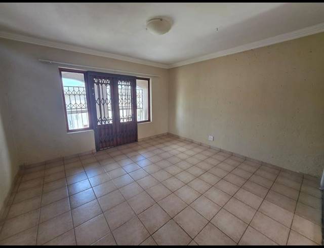 3 BEDROOM TOWNHOUSE FOR SALE IN GREENHILLS